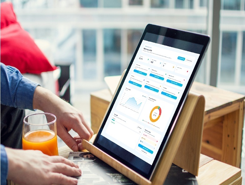 Tablet & Mobile Support + Dark Mode